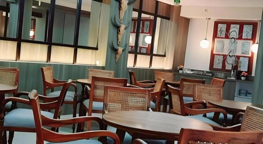 Sarila Hotel Solo Экстерьер фото